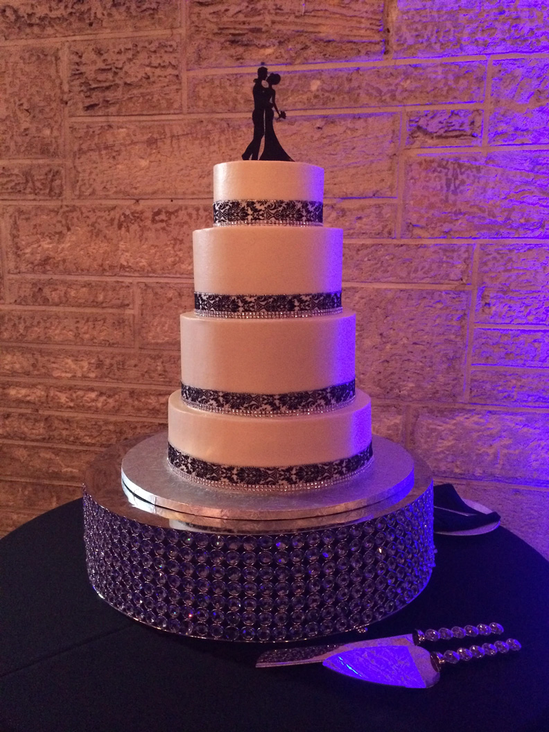 bb4e26_83baea12ed2b415091fb8f8c7ecc320e